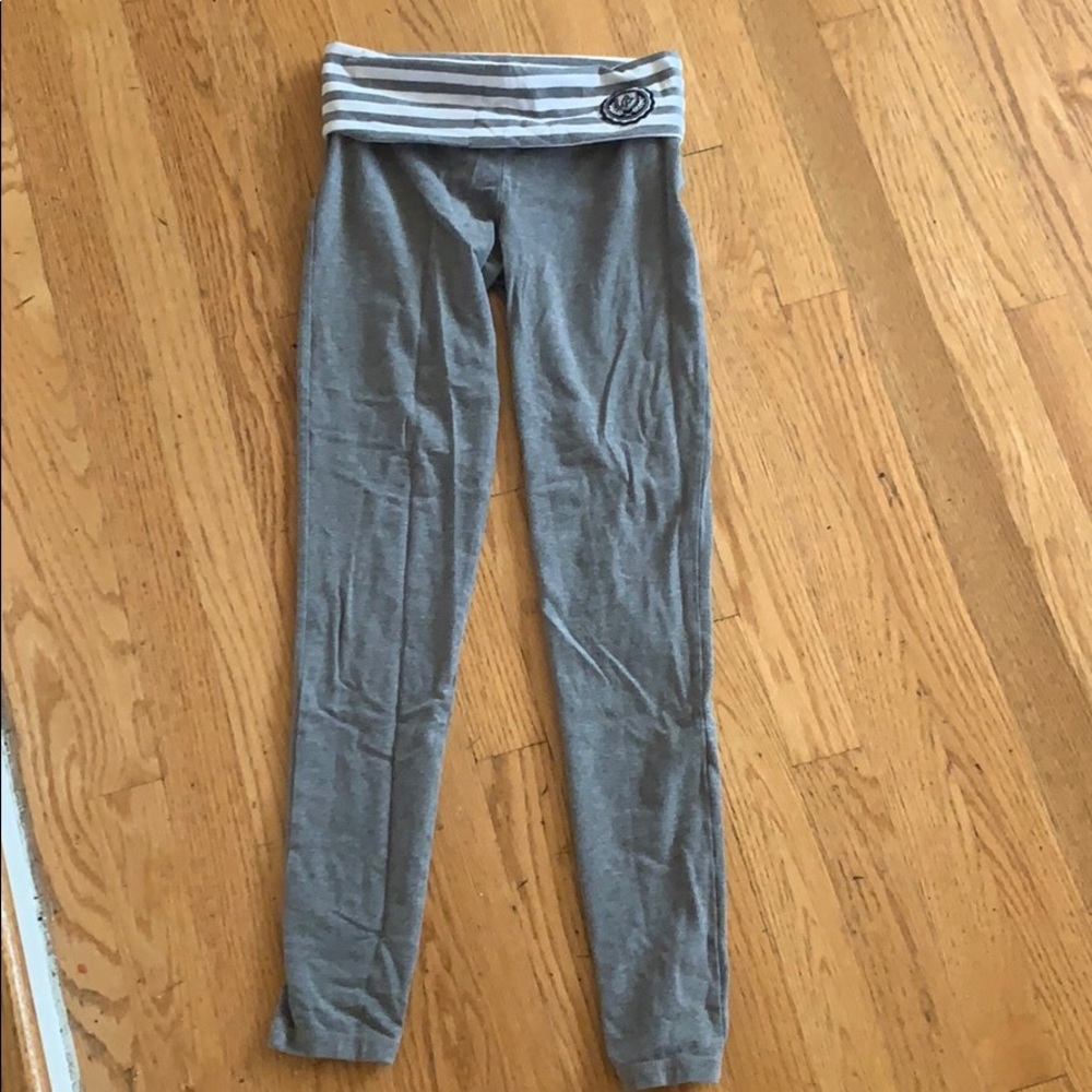 XS Abercrombie and Fitch Gray Leggings